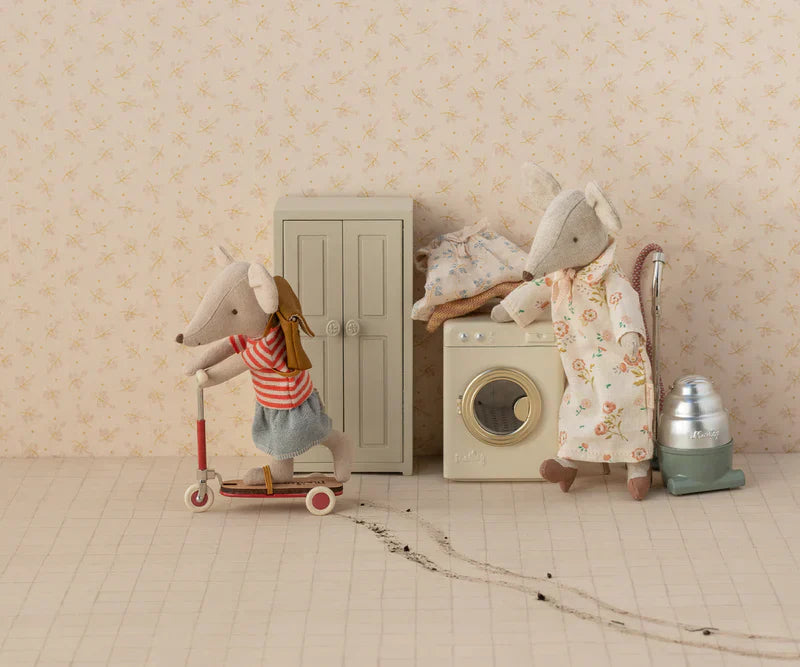 Maileg Kick board, Mouse - Red