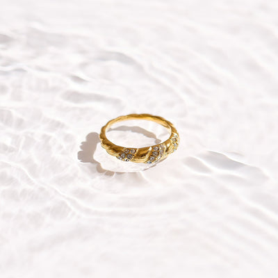 Crystal Twist Dome Ring