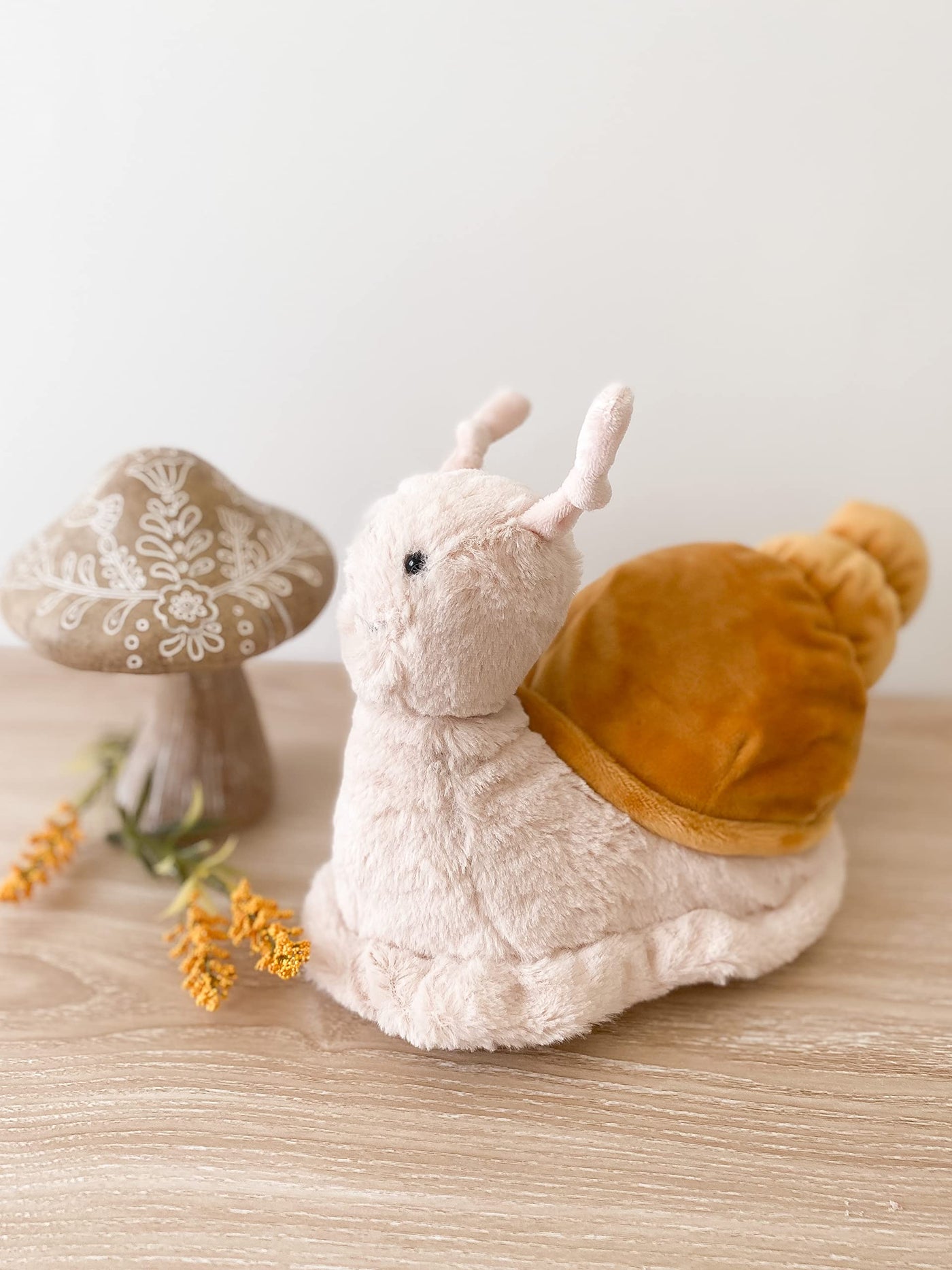 Mon Ami Shelby Snail