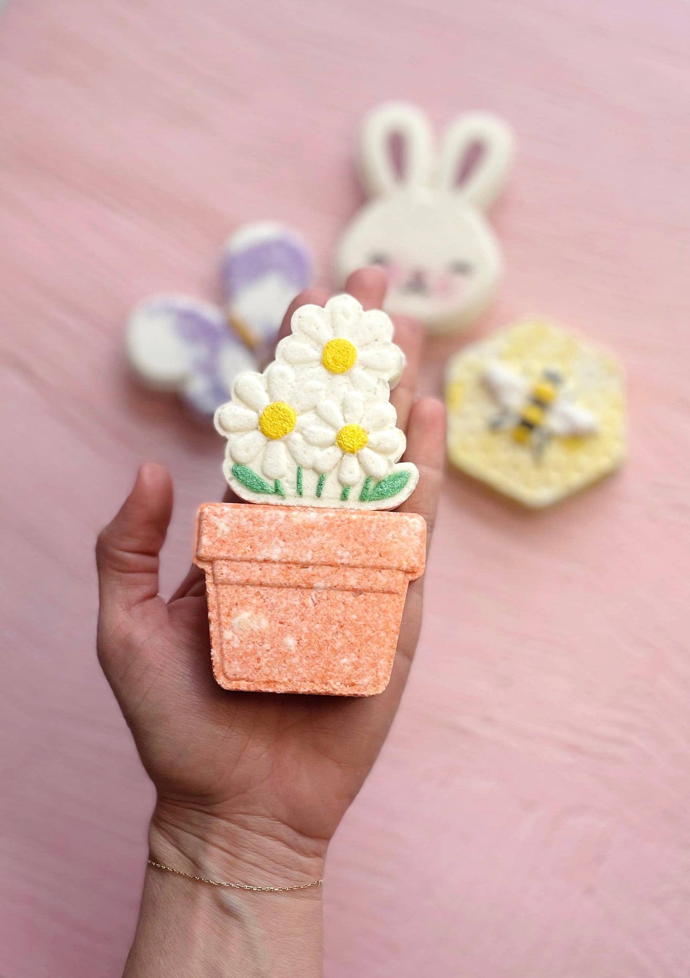 Pot of Daisies Bath Bomb